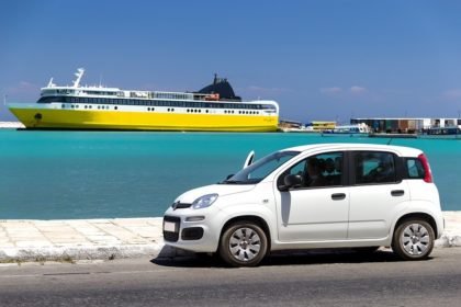 un coche de alquiler en Formentera